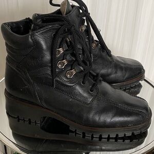 College Black Leather Women's Winter Ankle Boots Lace-Up/Zip Wool inside 8.5